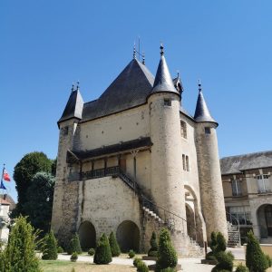Porte de Sens à Villeneuve-sur-Yonne