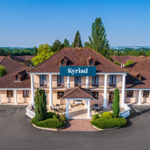 Les Trois Colonnes – Hôtel Kyriad Sens